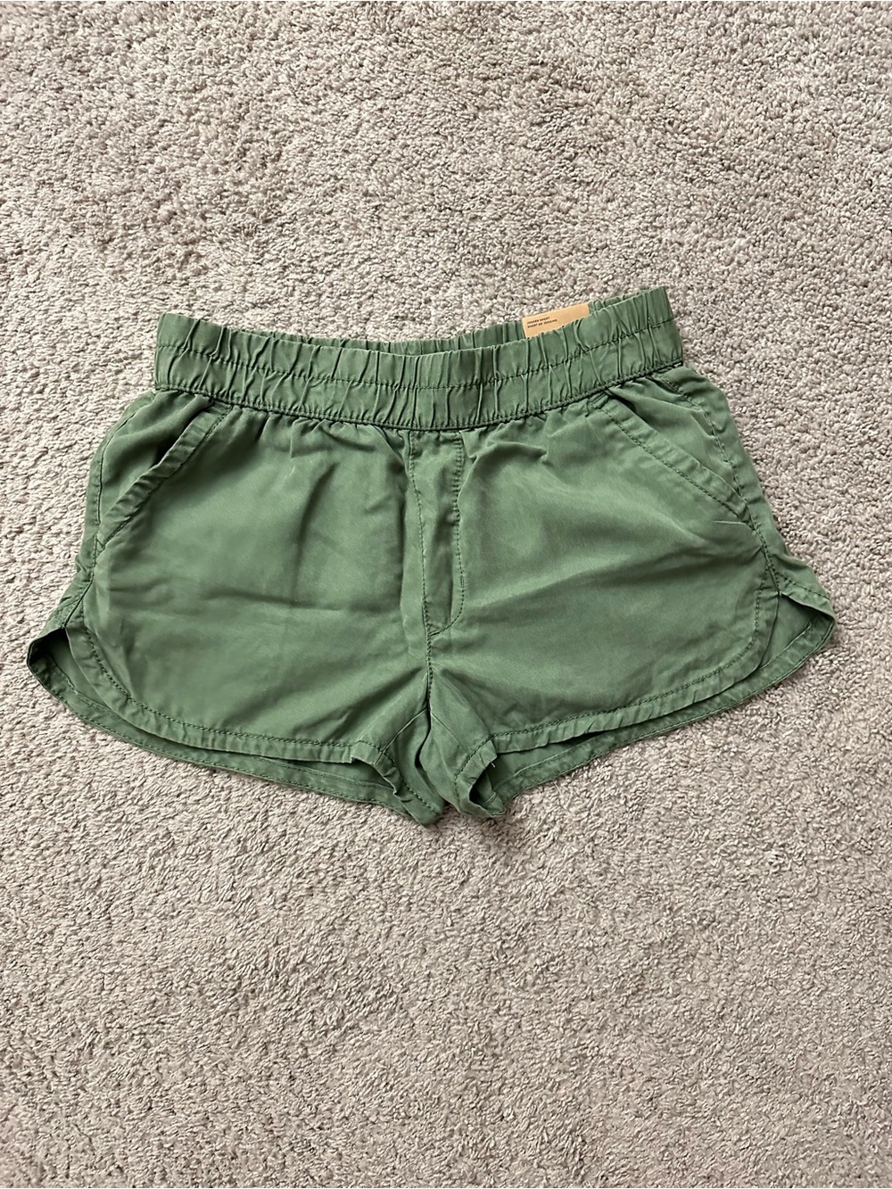 American Eagle Women's Green Elastic-Waist Casual Shorts Size Small NWT